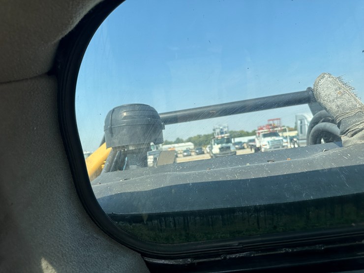 2018-caterpillar-299d2-xhp-image-58