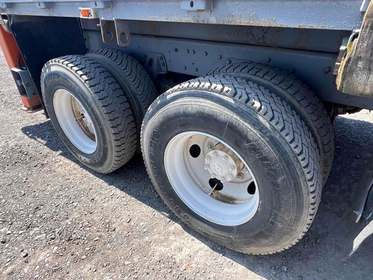 1995-ford-lt9000-image-15