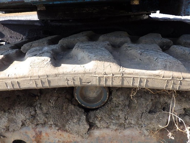 yanmar-vio30-image-30