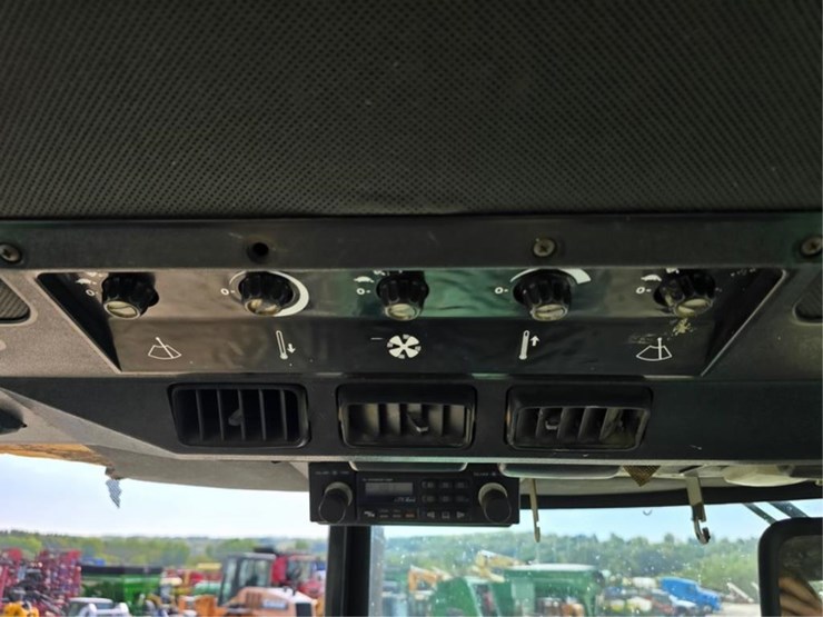 john-deere-4430-image-27