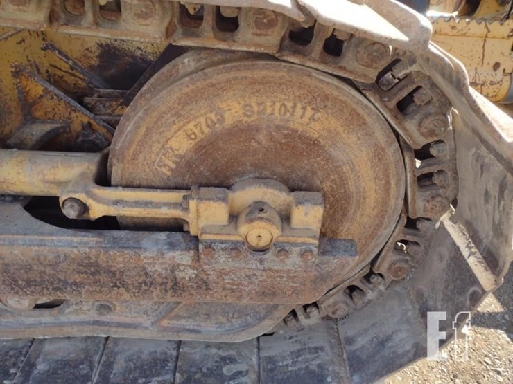 2000-deere-550h-lt-image-33