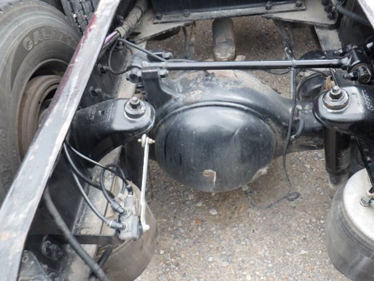 2016-kenworth-t680-image-10
