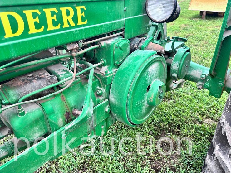 john-deere-b-image-5