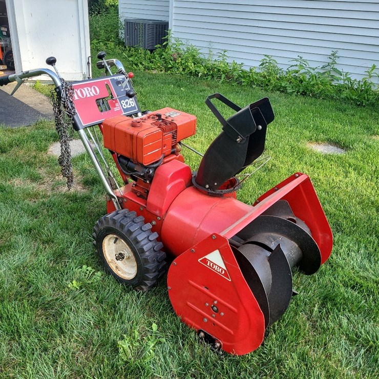 Toro 826 Walk Behind Snowblower
