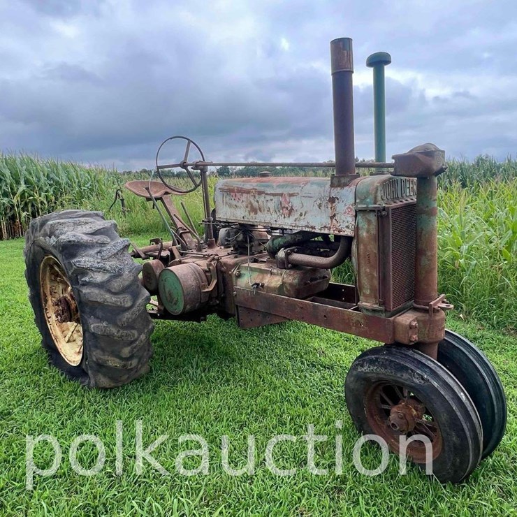 JOHN DEERE A