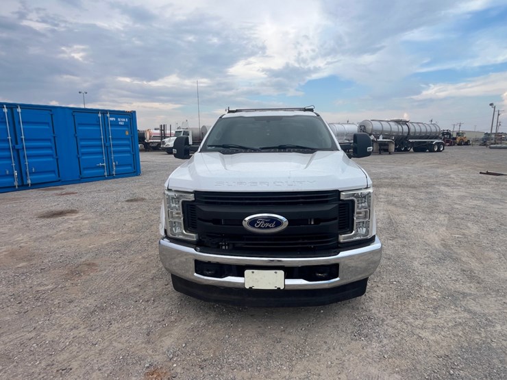 2017-ford-f250-image-2