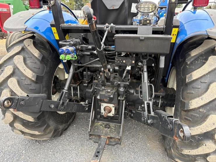 2019-new-holland-workmaster-95-image-24