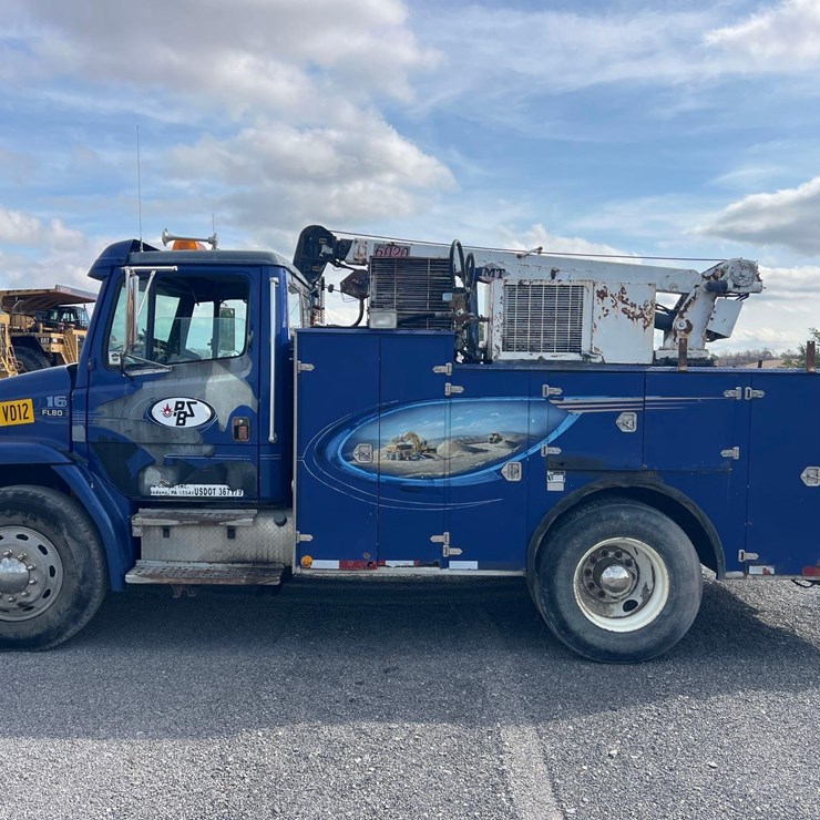2002 FREIGHTLINER FL80