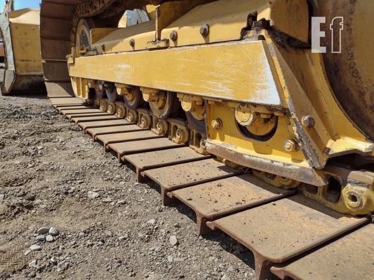 2022-deere-450k-image-23
