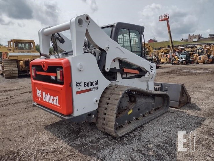 2012-bobcat-t750-image-40