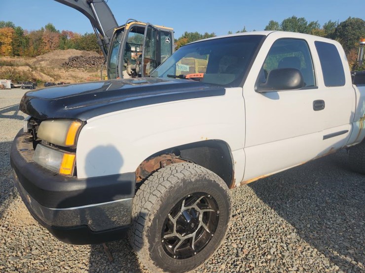 2006-chevrolet-2500-image-9