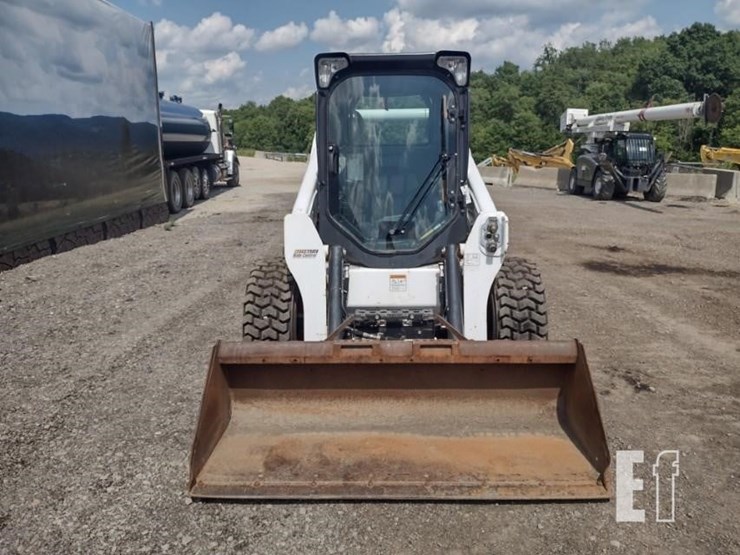 2022-bobcat-s740-image-2