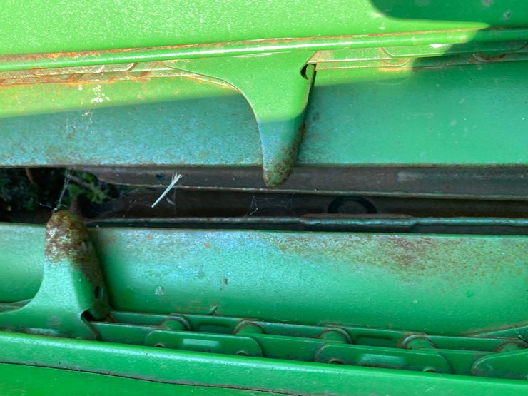 john-deere-844-image-40