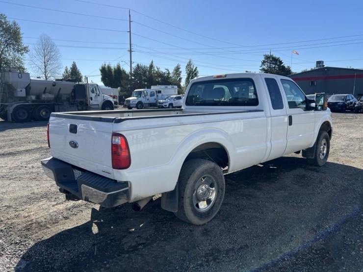 2011-ford-f250-sd-image-4