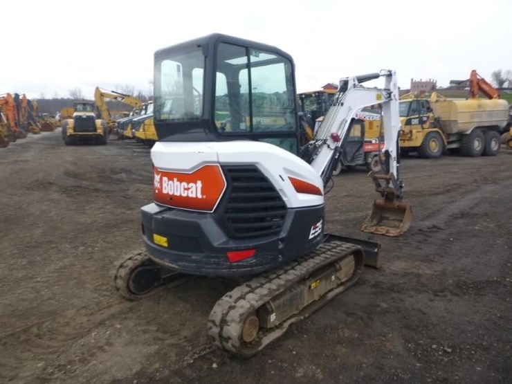 2021-bobcat-e35-image-49