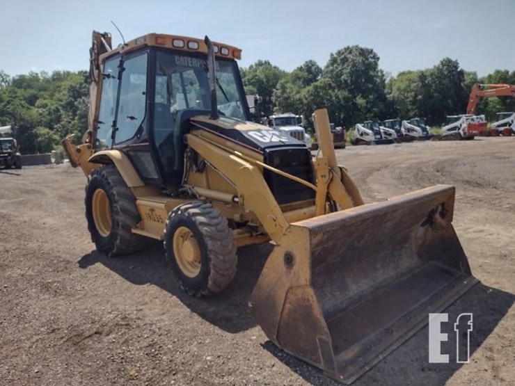 2004-caterpillar-420d-image-36