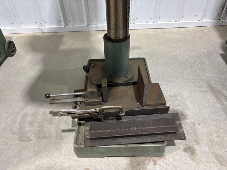 ellis-9400-drill-press-image-12