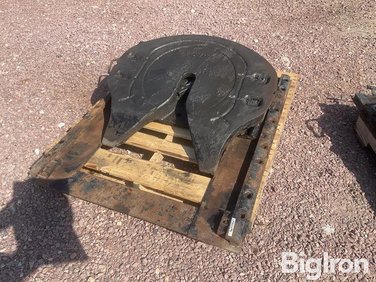 holland-air-slide-5th-wheel-plate-image-1