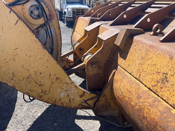 caterpillar-988f-image-13