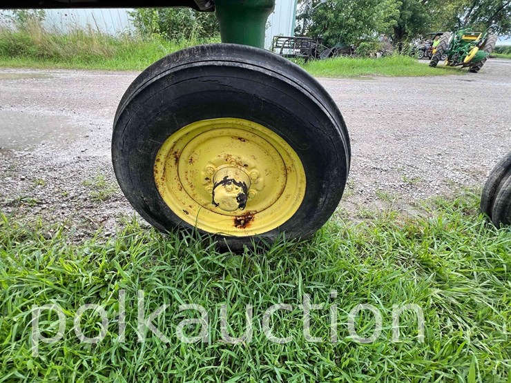 john-deere-a-image-3