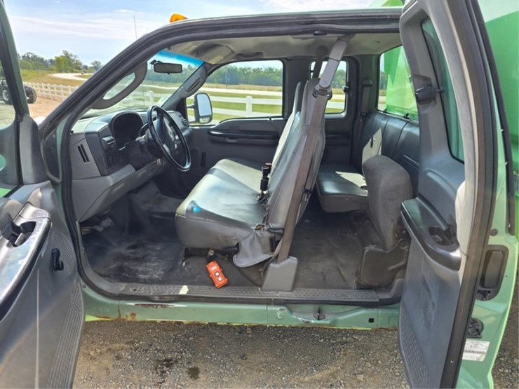 2007-ford-f350-image-12