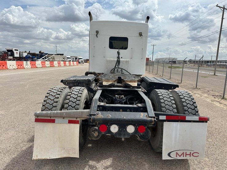 2019-kenworth-t800-image-5