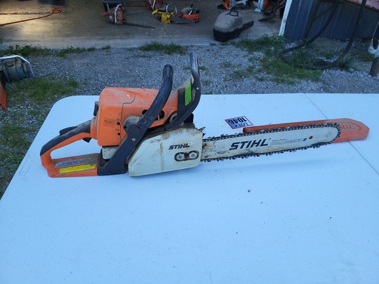 stihl-ms250-gas-chain-saw---tag-#1045-image-4