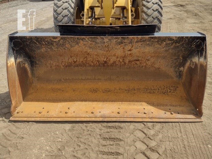 2018-caterpillar-910m-image-16