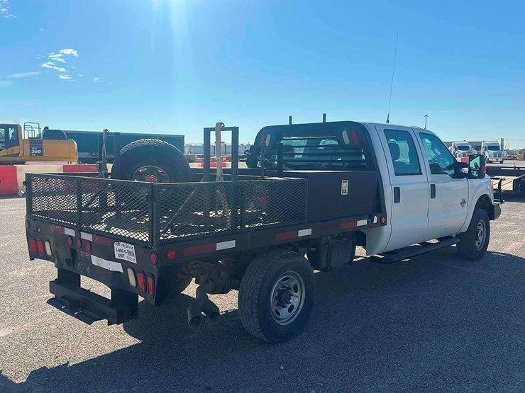 2014-ford-f350-image-4
