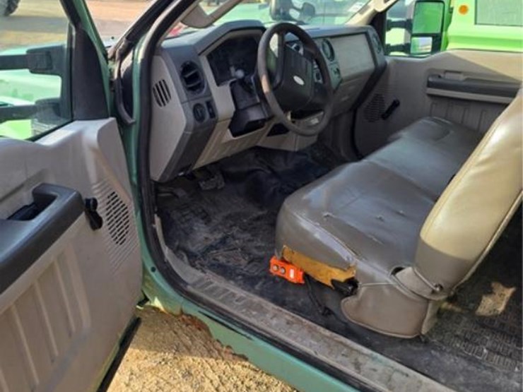 2008-ford-f350-image-15