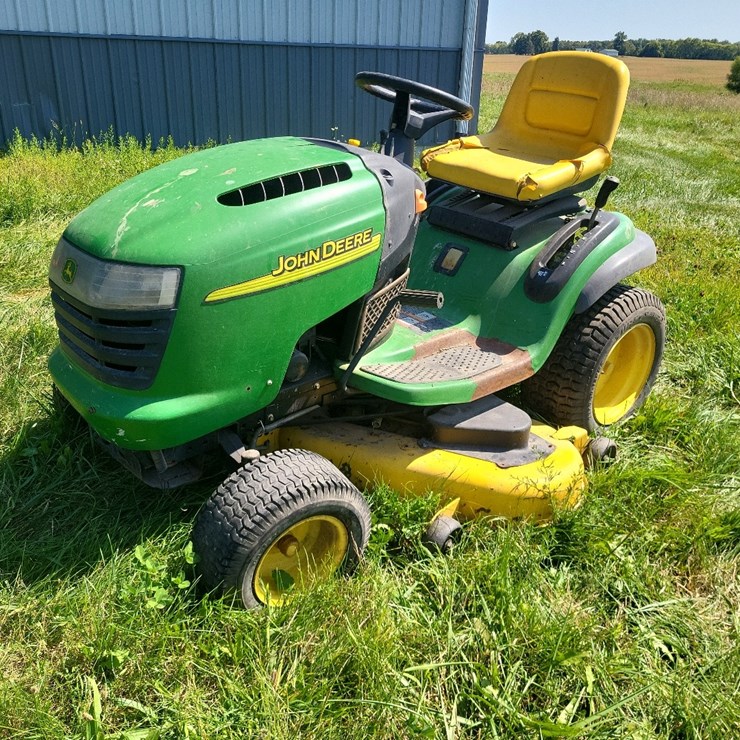 JOHN DEERE L120