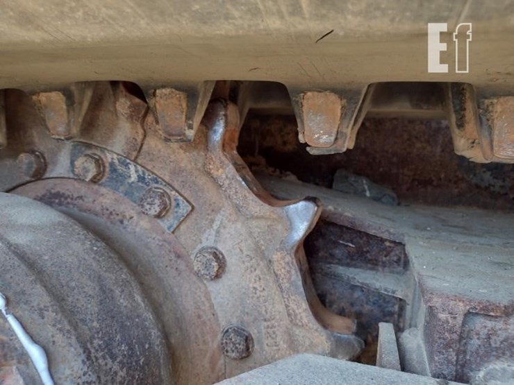 2015-morooka-mst2200vd-image-22