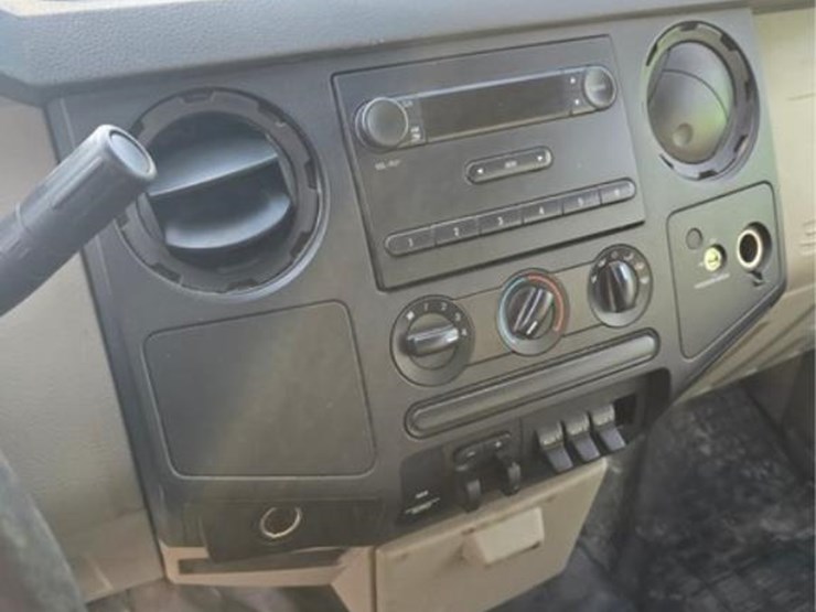 2008-ford-f350-image-18