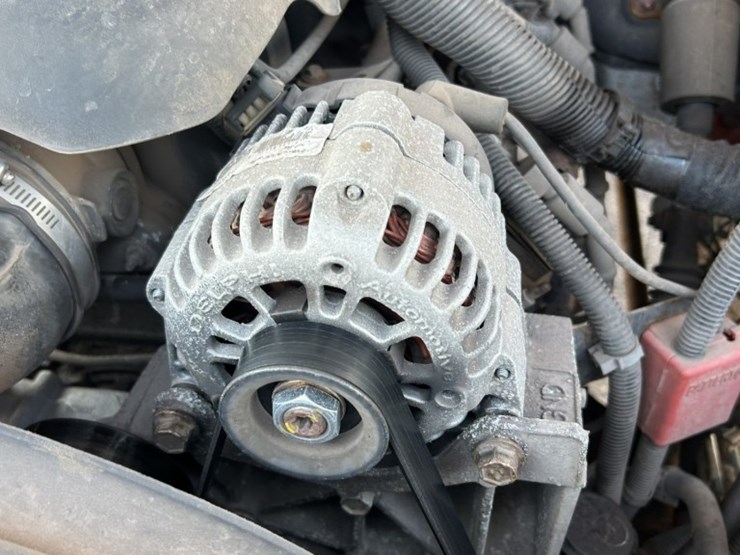 2003-chevrolet-2500hd-image-40