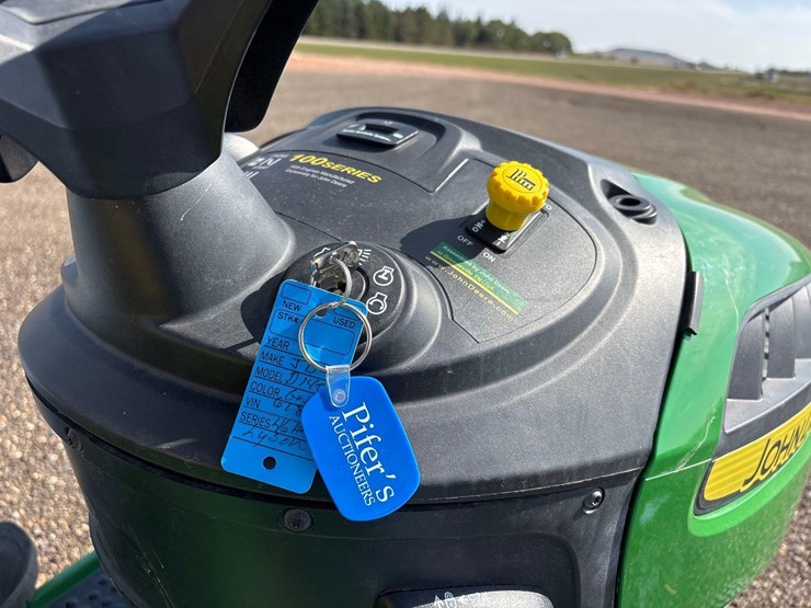 john-deere-d140-image-13