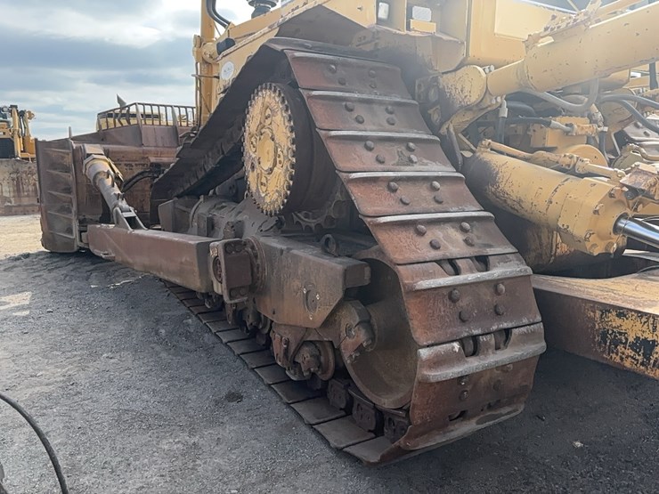 caterpillar-d11n-image-26