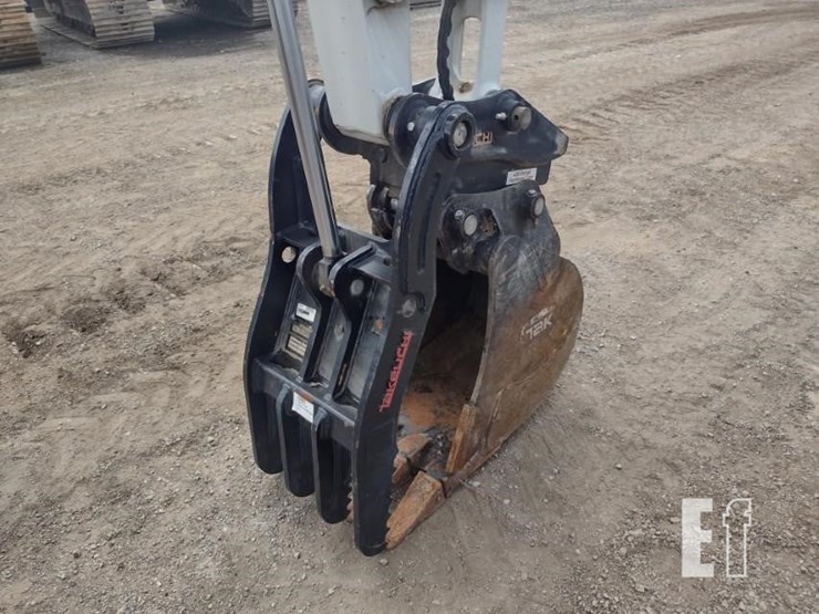 2022-takeuchi-tb290-image-18