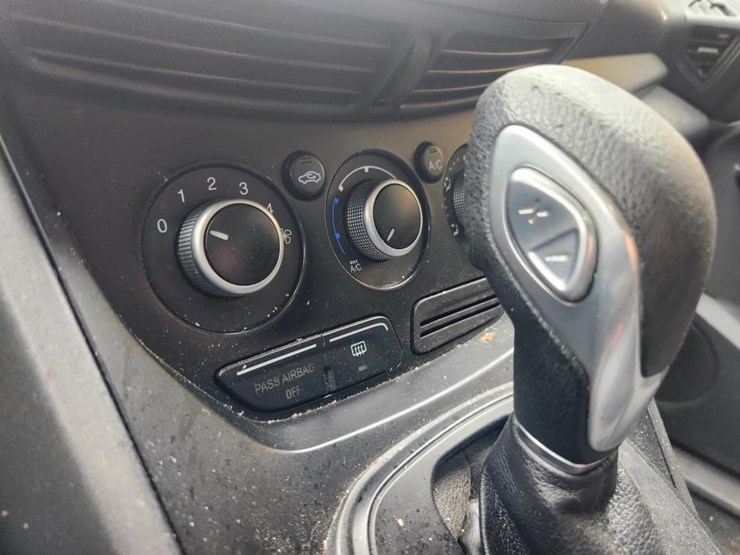2014-ford-escape-image-33