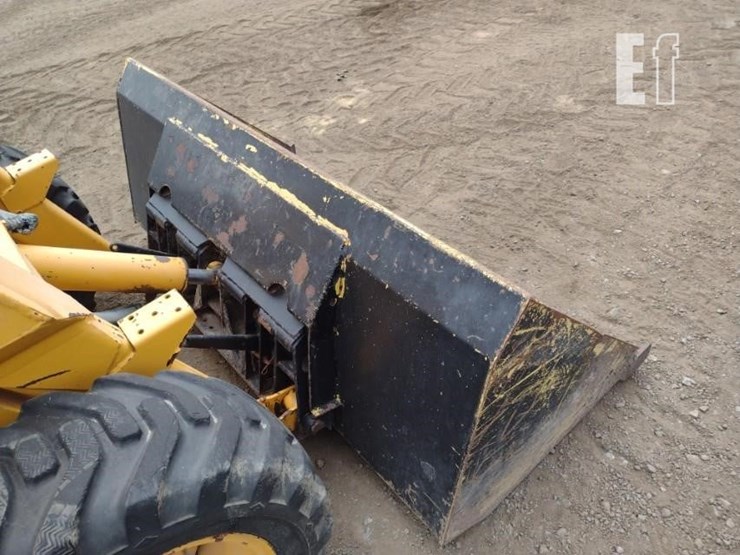 1986-deere-575-image-15