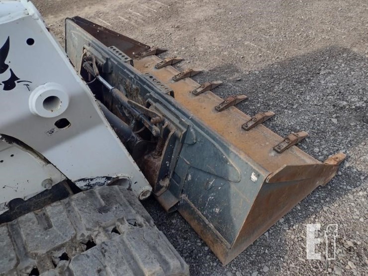 2019-bobcat-t740-image-19
