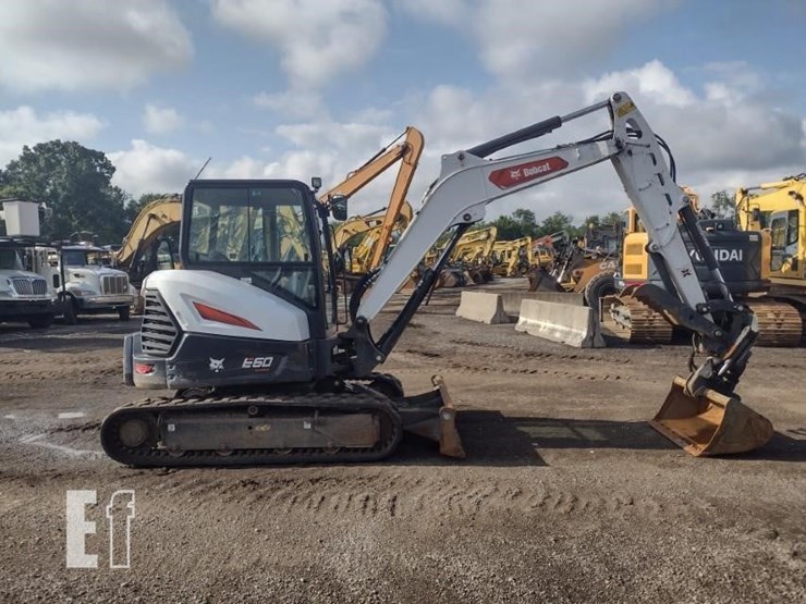 2023-bobcat-e60-image-3