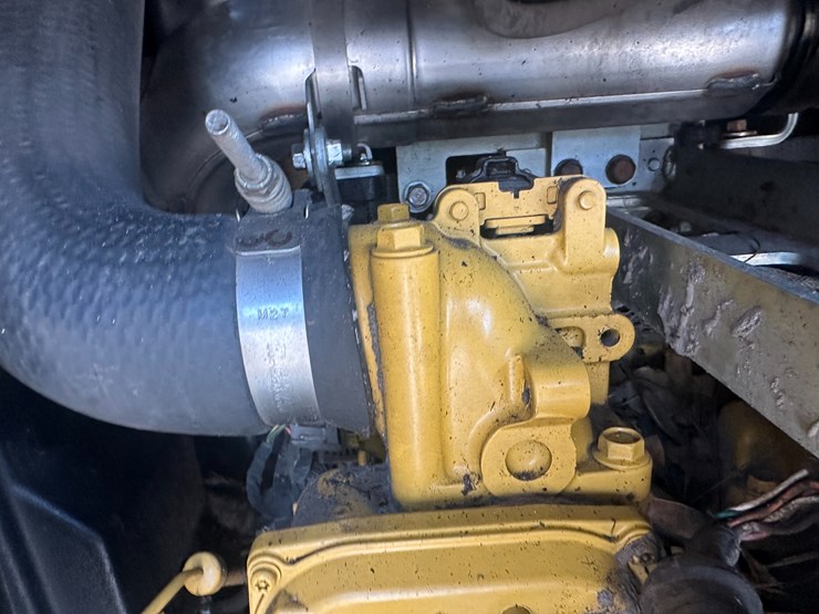 2018-caterpillar-299d2-xhp-image-41