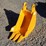 giyi-excavator-bucket-w/-teeth-12"-image-1