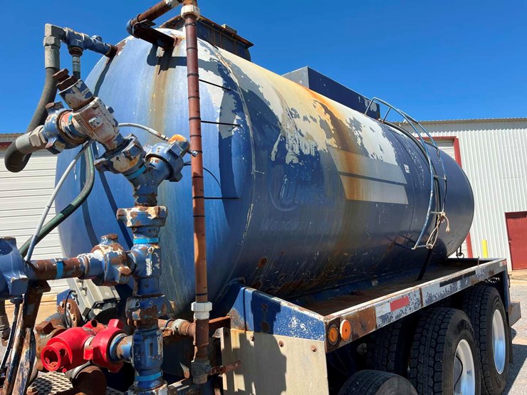 2015-kenworth-t800-image-15