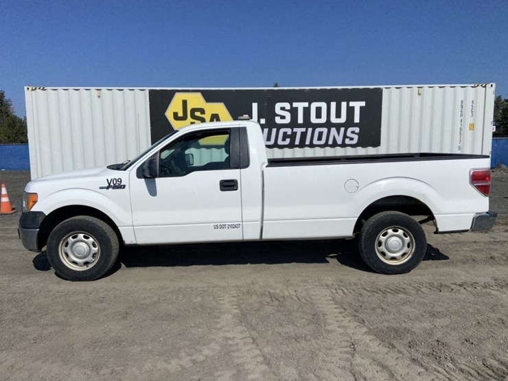 2011-ford-f150-xl-image-2
