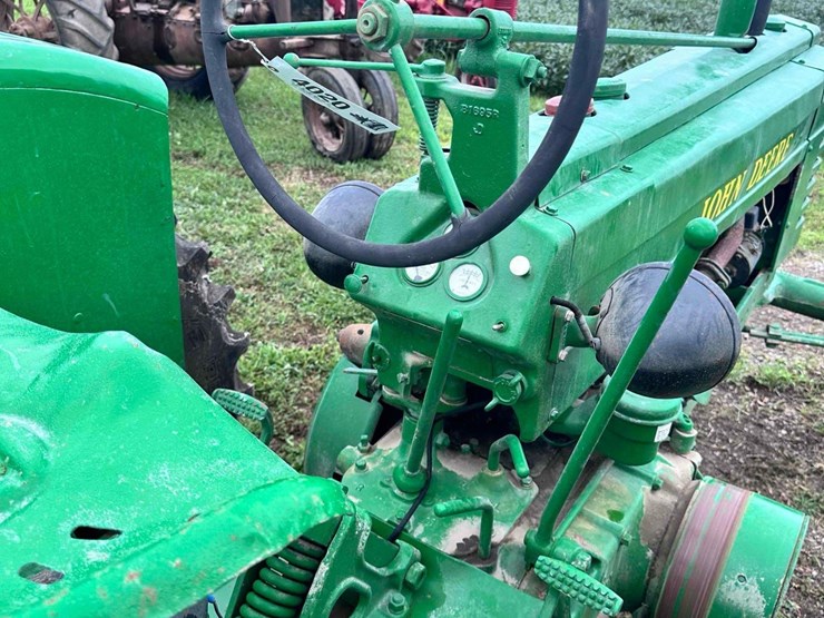john-deere-b-image-9