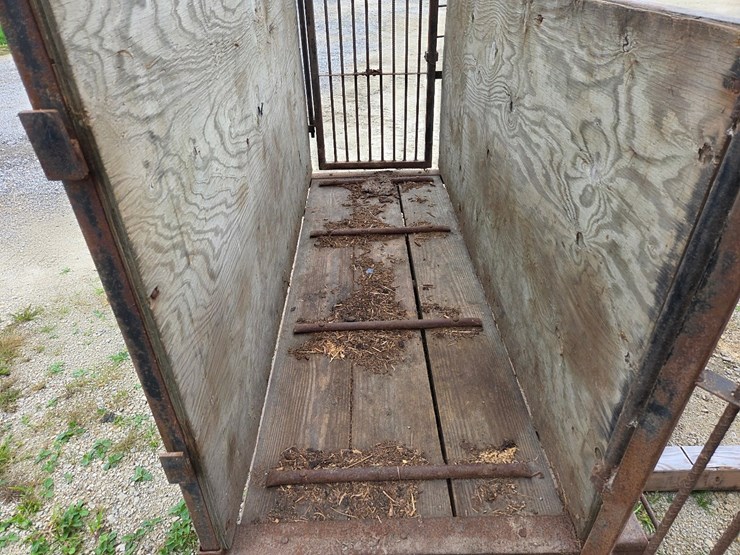 paul-1600-livestock-scales-image-18