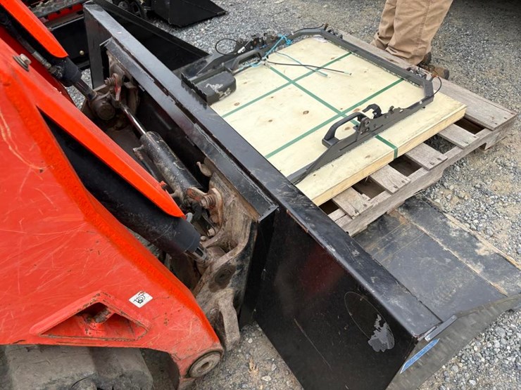 kubota-svl75-2-image-22