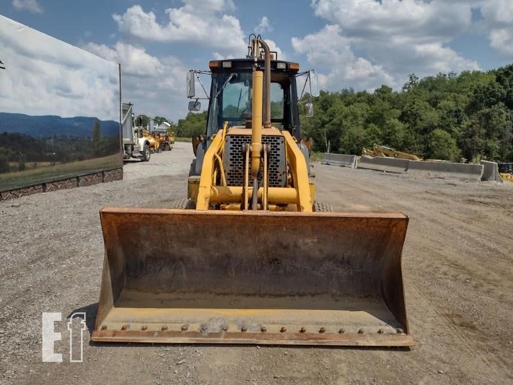 1999-deere-410e-image-2