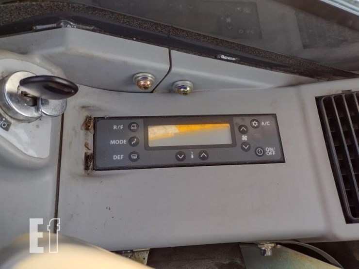 hitachi-zx60usb-image-10